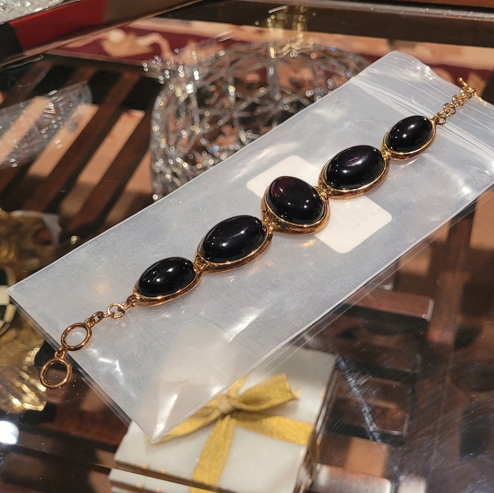 Elegant Gold and Deep AMBER Stone Bracelet